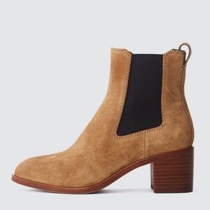NIB Rag & Bone Walker Hazel Chelsea Boot in Camel Suede 
Size 40
